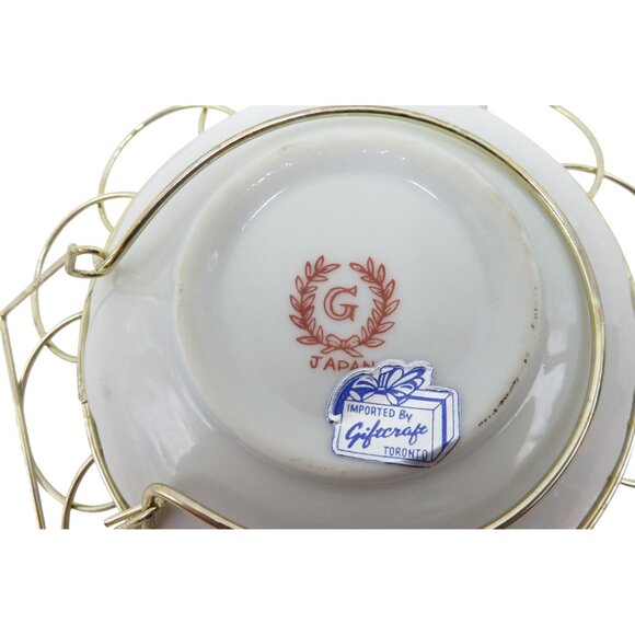 QUEBEC Canada 1984 Souvenir Plate with Metal Holder Made in Japan 80s Vintage - Picture 4 of 8